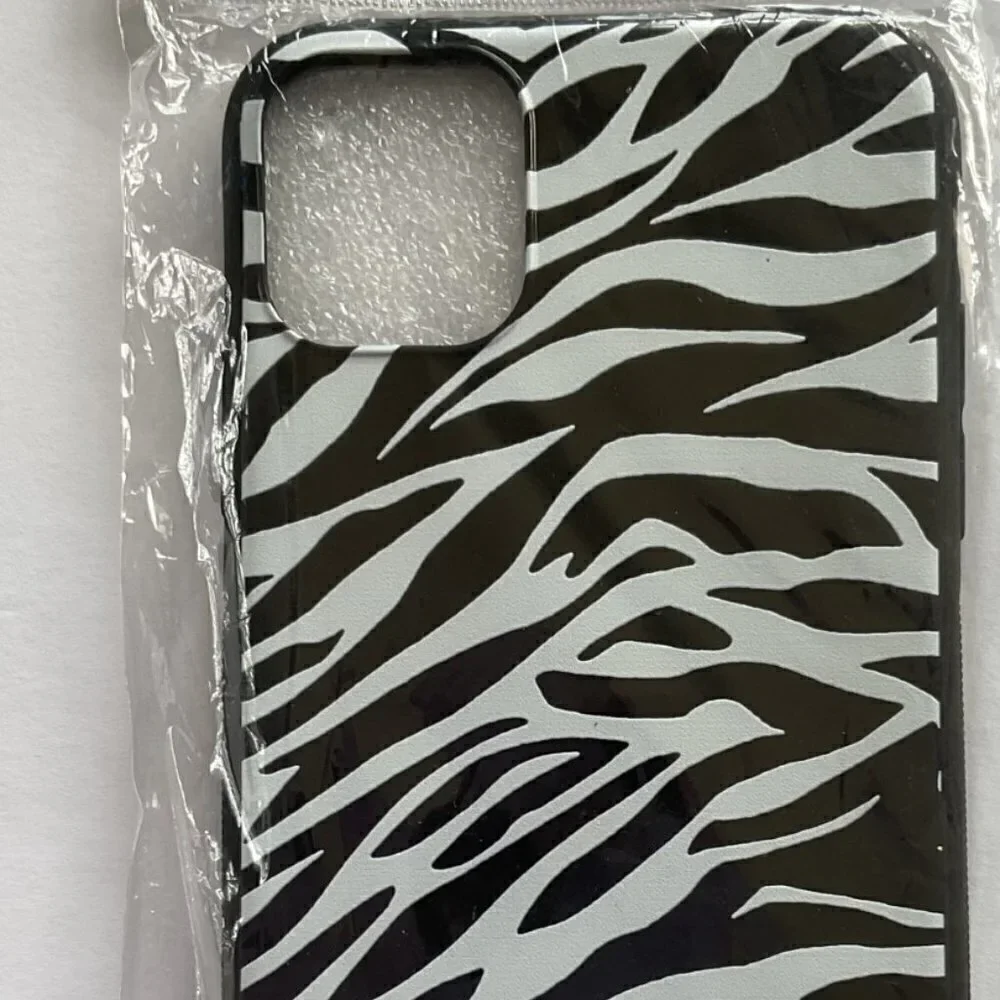 IPHONE 11 PRO MAX CASE, ULTRA SLIM FIT SOFT TPU CASE ZEBRA